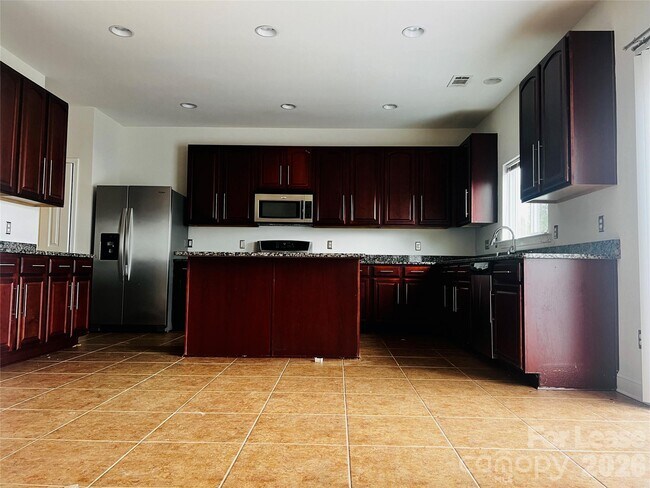 Foto del edificio - 12918 Tahoe Dr