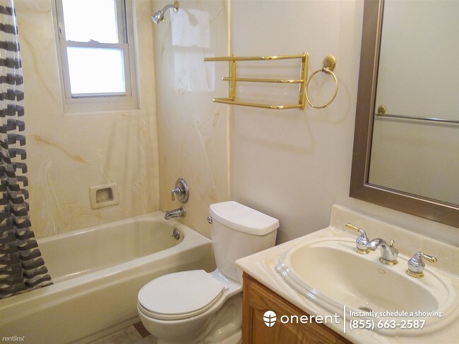 Building Photo - 4 br, 2 bath House - 776 Hagemann Drive -