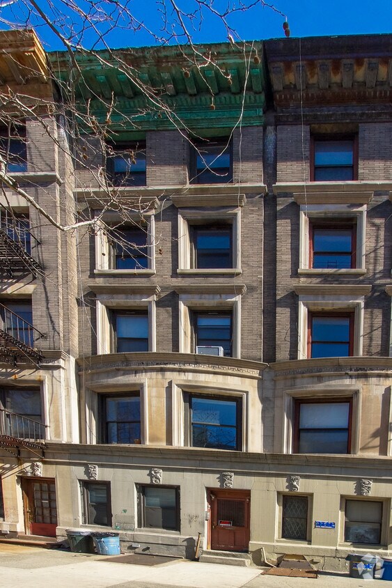 Foto del edificio - 117 W 111th St