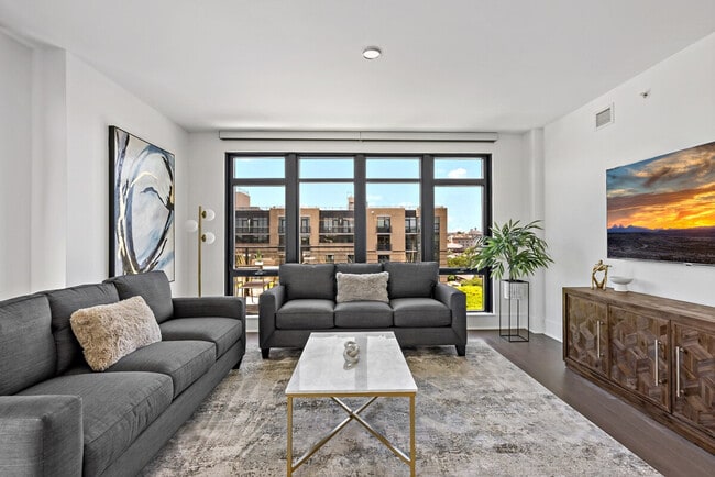 Foto del edificio - 1611 8th St NW