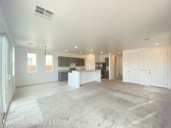 Foto del edificio - 3 br, 2.5 bath House - 5768 Lucky Pagoda Ct