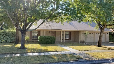 Building Photo - 14003 Rocky Pine Woods St