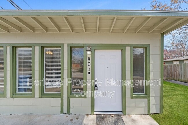 Building Photo - 801 Rittiman Rd