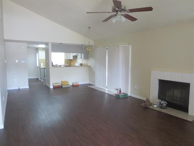 Building Photo - 5912 Baroncrest Dr