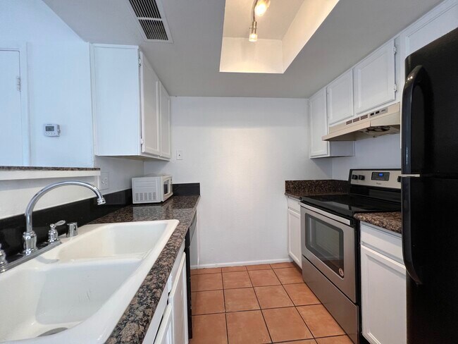 Foto del edificio - 310 S Wilson St