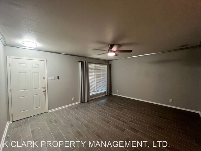 Building Photo - 1 br, 1 bath House - 8401 N NEW BRAUNFELS ...