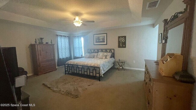 Foto del edificio - 4633 Academic Ln