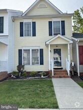 Building Photo - 1115 Settlers Landing Dr
