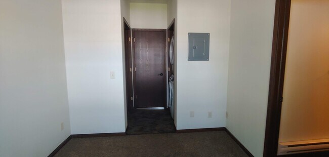 Foto del edificio - 1616 West Ave S