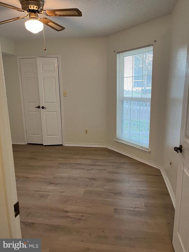 1504 Lincoln Way Unit 100, McLean, VA 22102 Room for Rent in McLean, VA