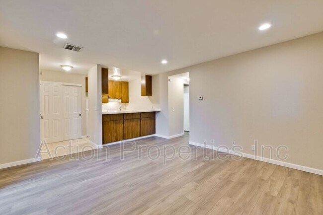 Foto del edificio - 297 Stonegate Cir