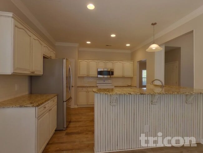 Foto del edificio - 9127 Dalmeny House Ln