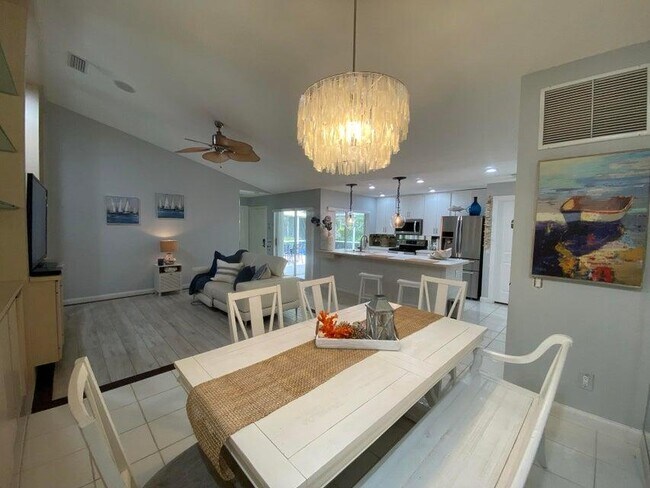 Building Photo - 11703 Myrtle Oak Ct