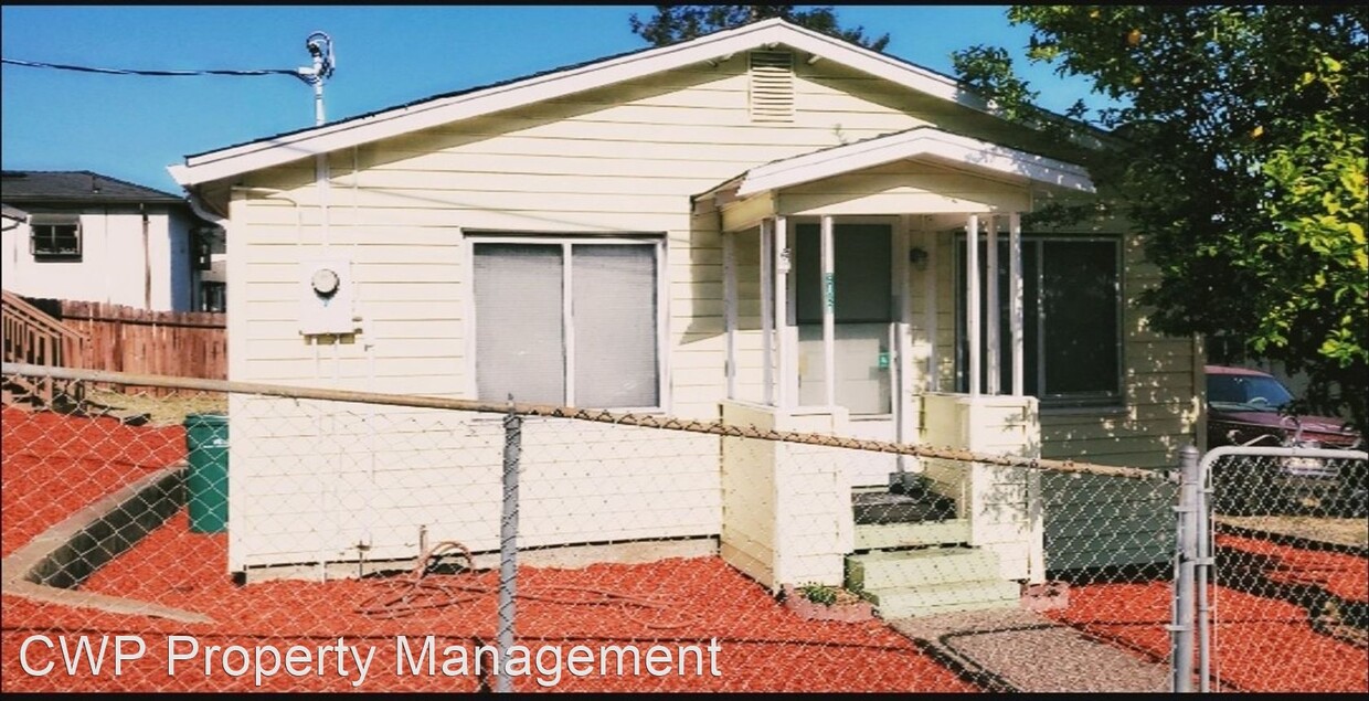 Primary Photo - 2 br, 1 bath House - 2151 Luna Avenue