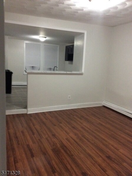 Foto del edificio - 423 Halsted St
