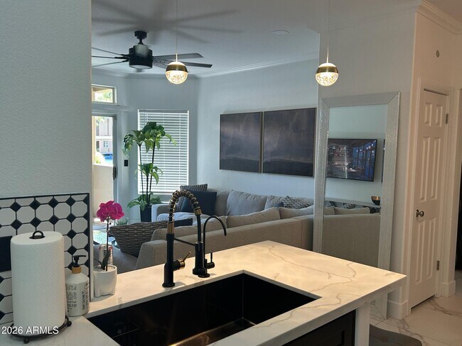 Foto del edificio - 5335 E Shea Blvd