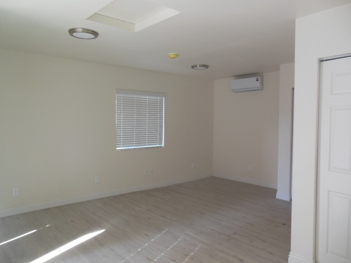 11520 Virginia Ave, Lynwood, CA 90262 House Rental in Lynwood, CA