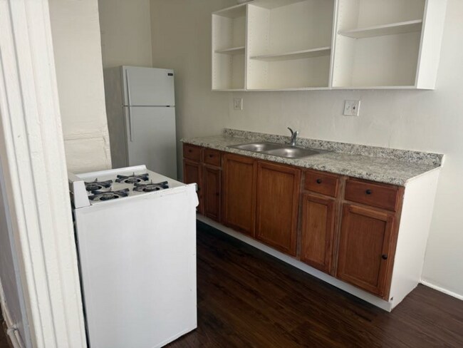 Building Photo - 1425 Alvarado Terrace