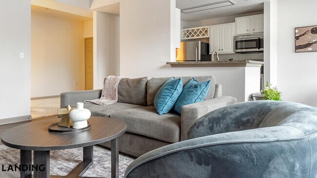 Foto del edificio - 2000 Monroe Pl NE