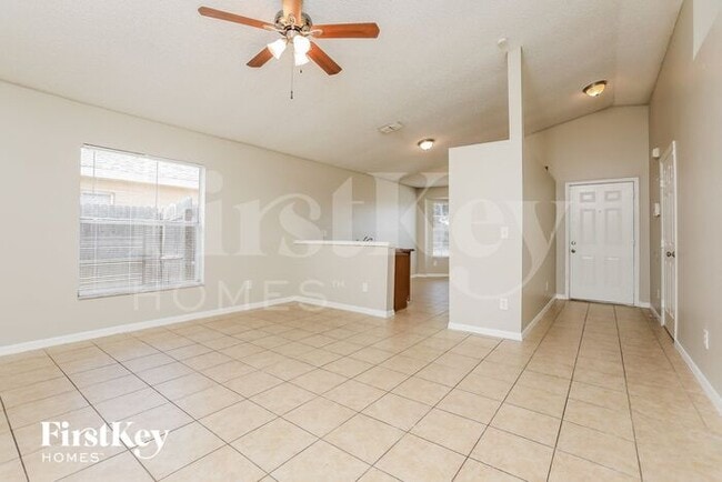 Building Photo - 7511 Groveoak Dr