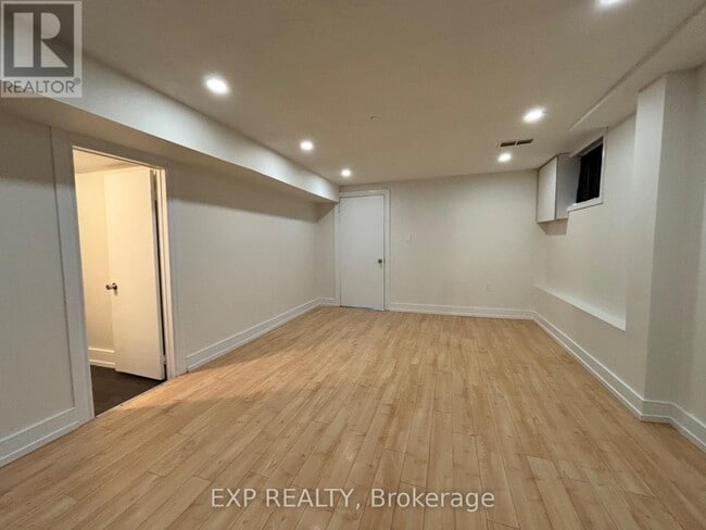 Building Photo - 466 Ginger Downs