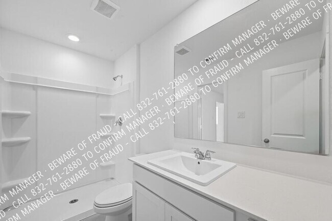 Foto del edificio - 416 Finch Cir