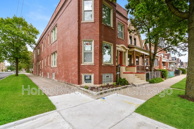 Building Photo - 7301 S Green St