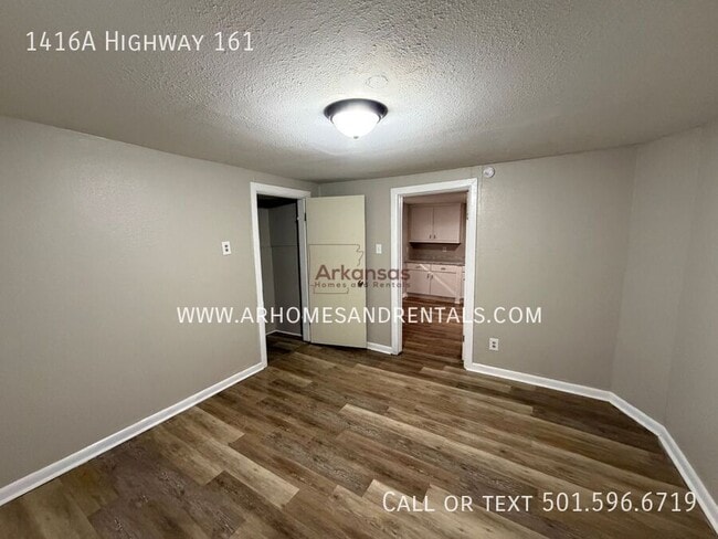 Building Photo - 1416 AR-161