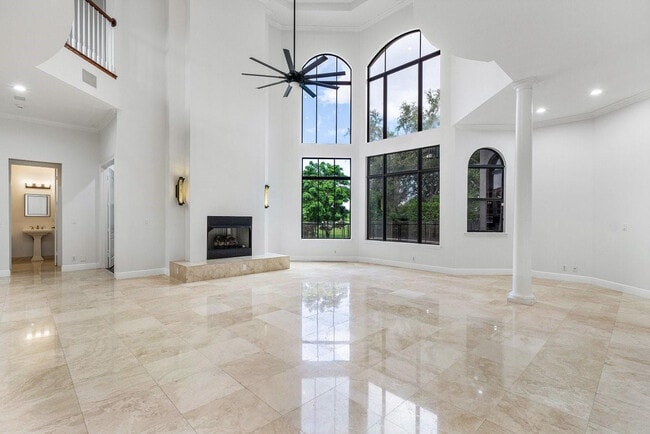 Foto del edificio - 8971 Stone Pier Dr