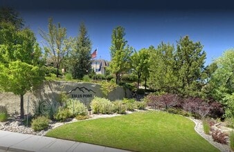 Building Photo - 190 Griswold Way