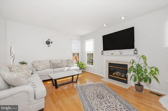 Building Photo - 18921 Fountain Hills Dr