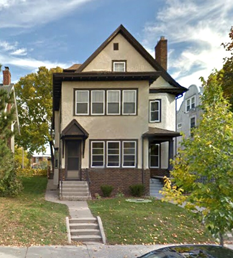 Foto principal - 3033 Humboldt Ave S