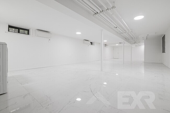 Foto del edificio - 310 Sumpter St