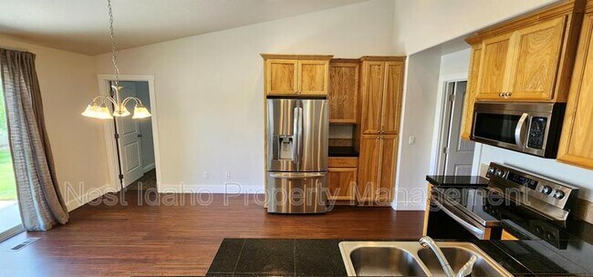 Foto del edificio - 5140 W Brunmier Dr