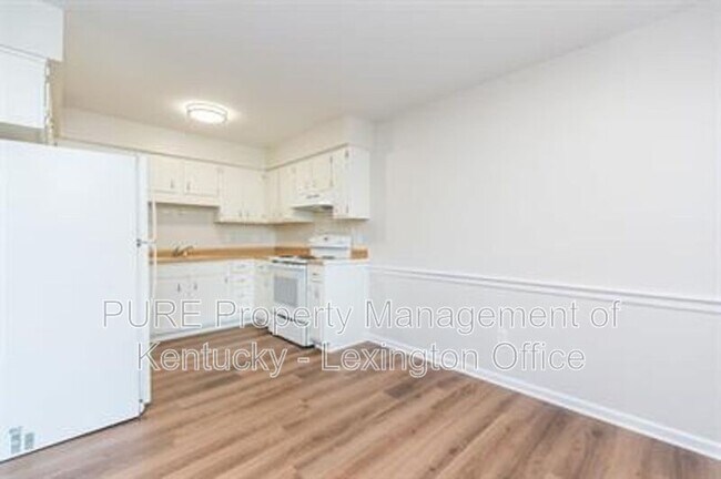 Foto del edificio - 459-120 Sycamore Ct