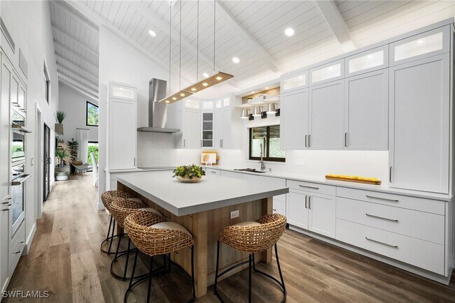 Foto del edificio - 504 Tierra Mar Ln E