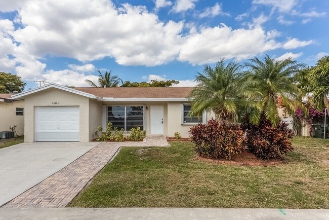 Foto del edificio - 11861 NW 33rd St