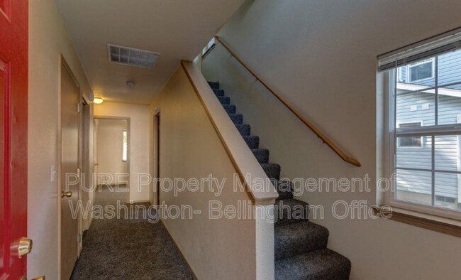 Foto del edificio - 2128 Harris Ave