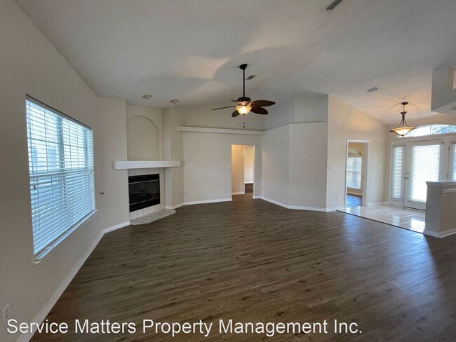 Foto del edificio - 4 br, 2 bath House - 5084 Chandelle Drive