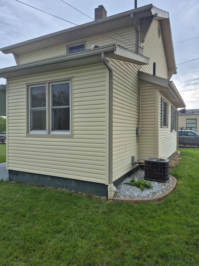 Aire acondicionado central - 1451 Alden Ave SW