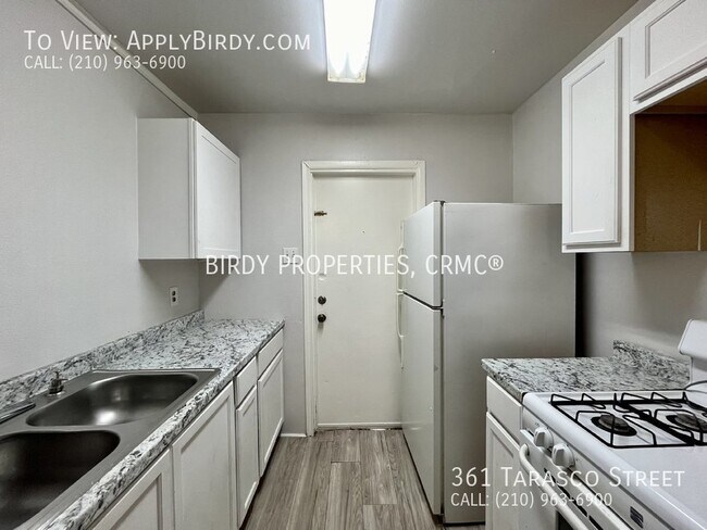 Foto del edificio - Charming 2 Bed Duplex in San Antonio - Per...