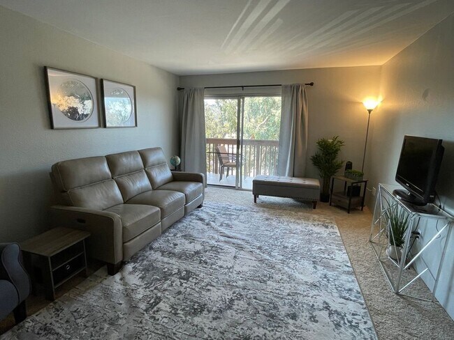 Foto del edificio - 6191 Rancho Mission Rd