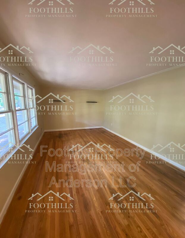 Building Photo - 321 Ashley Rd