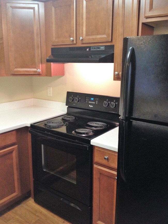 430 Metzler St, Molalla, OR 97038 Townhome Rentals in Molalla OR