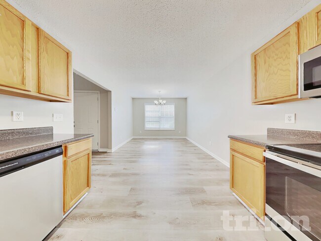 Building Photo - 39 Lofty Pine Ln