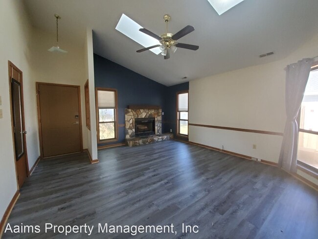 Building Photo - 3 br, 2 bath House - 545 Auburndale Lane