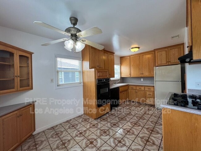 Foto del edificio - 2667 S Dolphin St