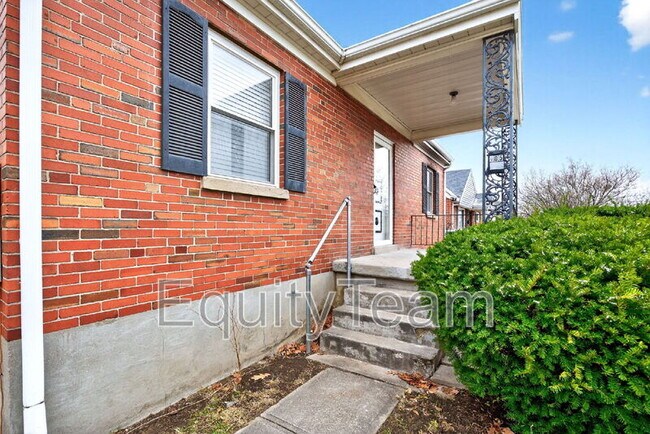 Foto del edificio - 405 Home Ave