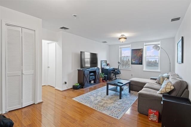 Building Photo - 6405 JFK Blvd E