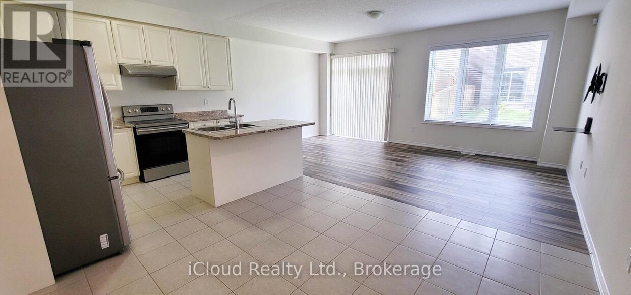 Photo du bâtiment - 27 Sumac Dr